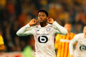 jonathan-david-cd8962aed2ff7cf80fbad3bec874d1b2-ea89079d8a6714ca0f127fa19e32d3ca_600x400