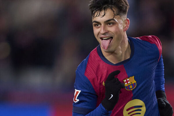 Pedri González: Bintang Muda Barcelona yang Menjadi Masa Depan Sepak Bola Spanyol