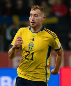 dejan-kulusevski-profil-dan-performa-pemain-bola-italia-swedia