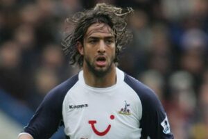 profil-dan-perjalanan-karier-pemain-bola-mido