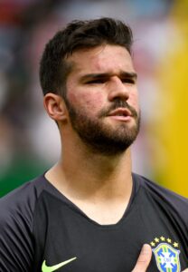 profil-lengkap-alisson-becker-kiper-andalan-liverpool