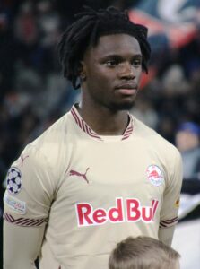 profil-pemain-bola-hendry-blank-karir-dan-prestasinya