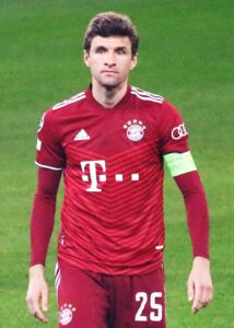 profil-dan-peran-pemain-bola-thomas-muller-dalam-dunia-sepak-bola