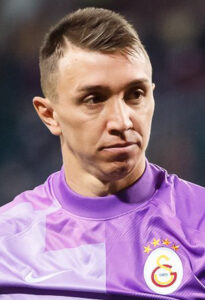 profil-lengkap-pemain-bola-fernando-muslera-dan-perjalanan-kariernya