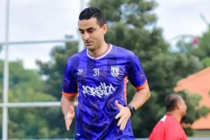 profil-lengkap-pemain-bola-otavio-karier-dan-peran-di-lapangan