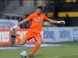 profil-pemain-bola-julian-cuesta-kiper-andalusia-yang-profesional