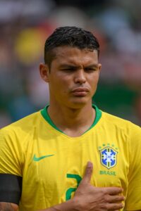profil-pemain-bola-thiago-silva-karier-dan-prestasinya