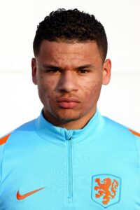 armando-obispo-profil-dan-perjalanan-karier-pemain-bola-indonesia