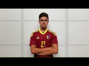 profil-lengkap-pemain-sepak-bola-octavio-paez-di-dunia-sepak-bola