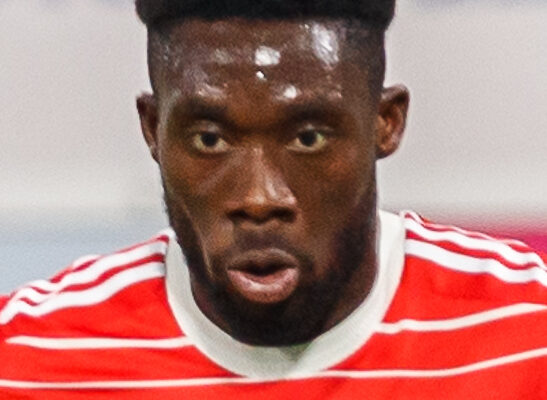 Profil Lengkap Pemain Bola Alphonso Davies dan Perjalanan Kariernya