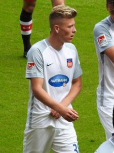 profil-lengkap-pemain-bola-tim-skarke-dan-perjalanannya