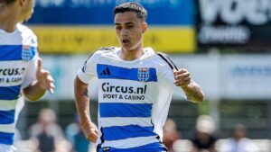 profil-pemain-bola-hennos-asmelash-karir-dan-prestasinya