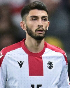 profil-pemain-bola-irakli-azarovi-karier-dan-prestasinya