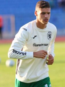 profil-pemain-bola-kiril-despodov-karier-dan-prestasinya