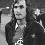 george-best-legenda-sepak-bola-irlandia-yang-menginspirasi