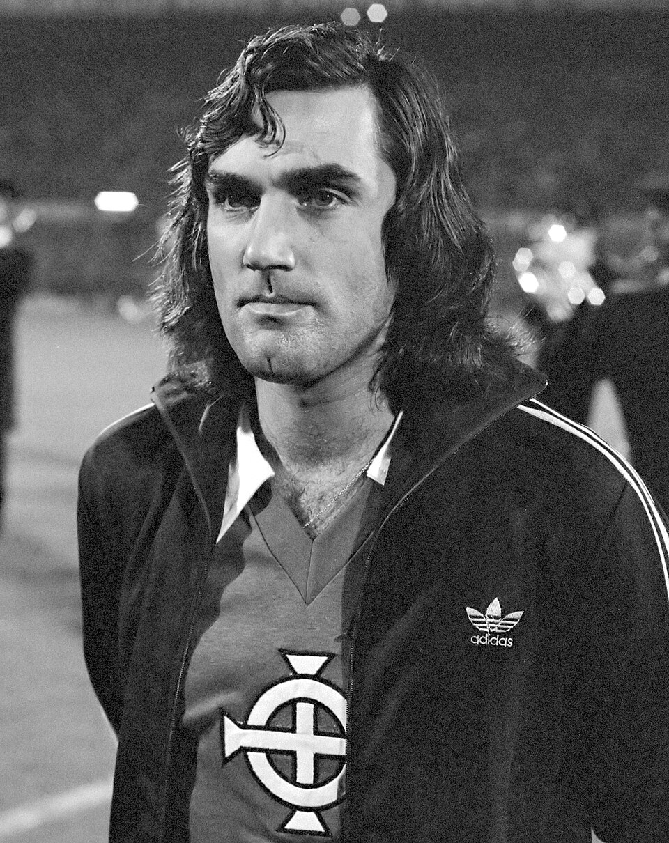 george-best-legenda-sepak-bola-irlandia-yang-menginspirasi