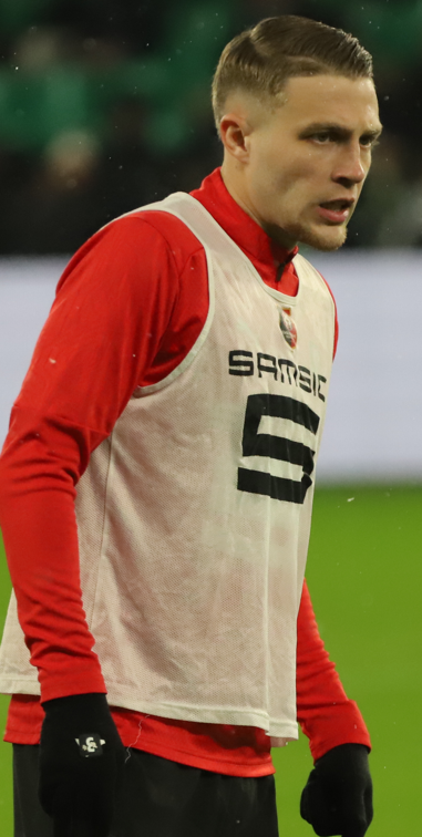 profil-lengkap-pemain-bola-adrien-truffert-dan-perjalanannya