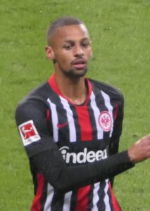 profil-pemain-bola-djibril-sow-gelandang-andal-swiss