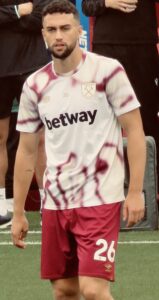 profil-pemain-bola-maximilian-kilman-bek-andal-dari-wolverhampton