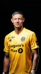 profil-pemain-bola-serif-berbic-karier-dan-prestasinya